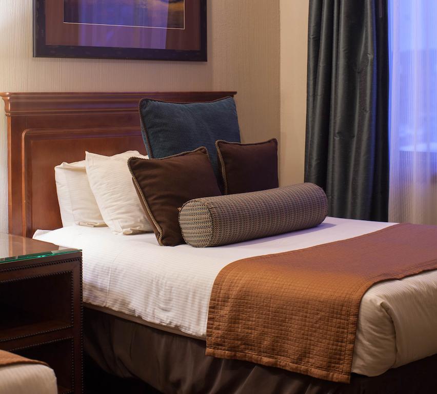 Club Wyndham Glacier Canyon Lake Delton 部屋 写真