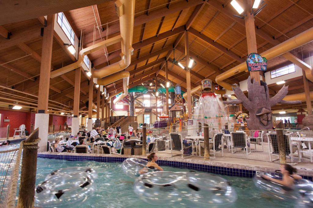 Club Wyndham Glacier Canyon Lake Delton エクステリア 写真