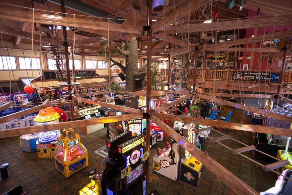 Club Wyndham Glacier Canyon Lake Delton エクステリア 写真