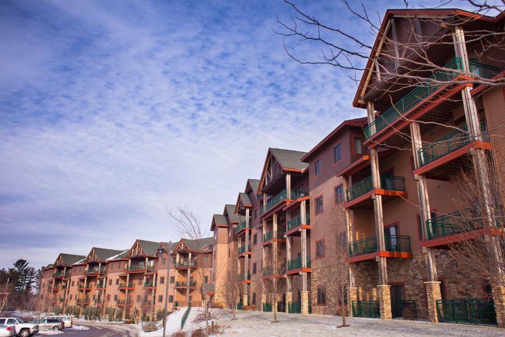 Club Wyndham Glacier Canyon Lake Delton エクステリア 写真