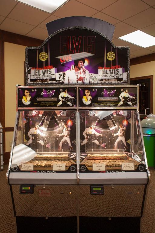 Club Wyndham Glacier Canyon Lake Delton エクステリア 写真