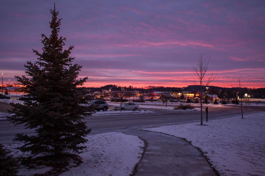 Club Wyndham Glacier Canyon Lake Delton エクステリア 写真