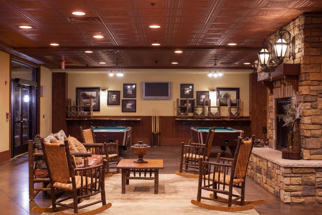 Club Wyndham Glacier Canyon Lake Delton エクステリア 写真